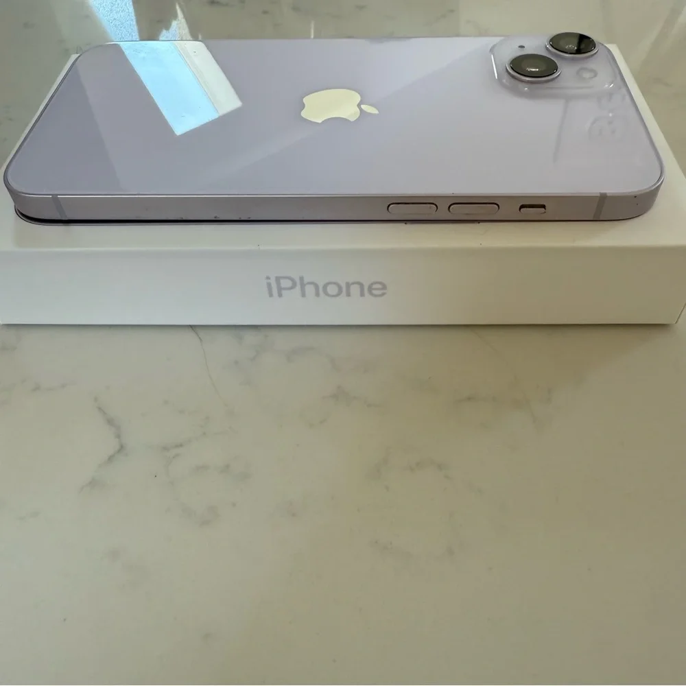 APPLE iPhone 14 Plus 128GB in Light Purple